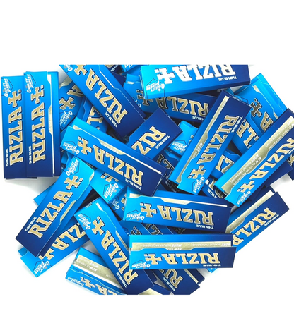 Blue rolling papers standard size